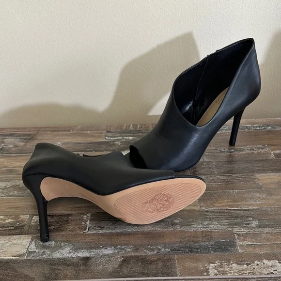 Vince Camuto Black Heeled Peep-Toe Shoes - Picture 4 of 4